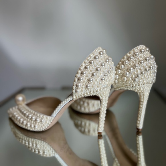 Like new JIMMY CHOO Sabine 85 faux pearl-embellished satin pumps 42 $1,895 - Picture 17 of 17